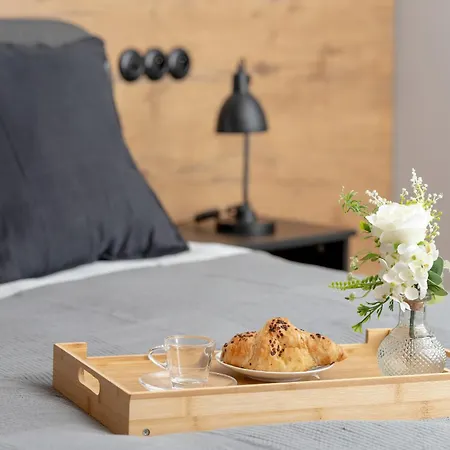 شقة Wyjatkowy Z Projektorem I Stolem Bilardowym W Centrum Gdyni By Renters