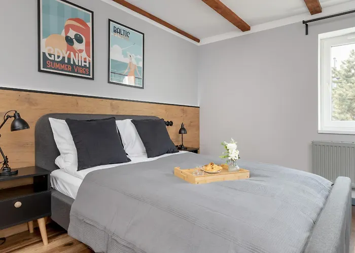 Wyjatkowy Z Projektorem I Stolem Bilardowym W Centrum Gdyni By Renters * Gdynia