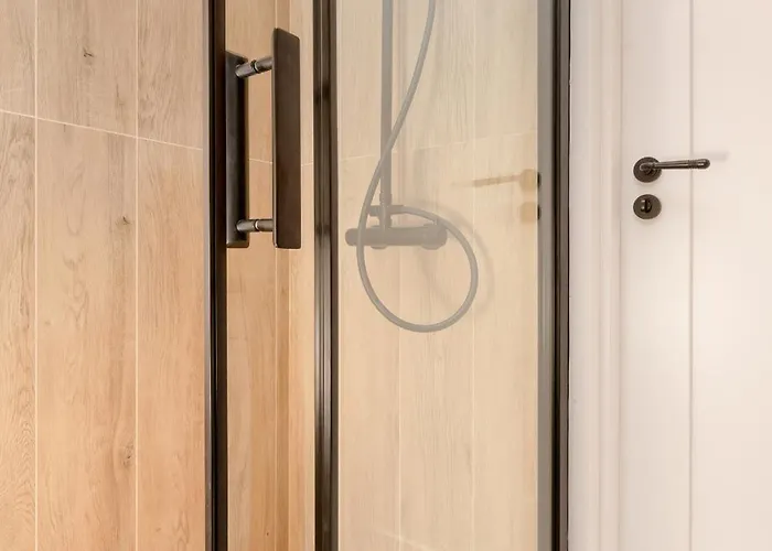 Apartment Wyjatkowy Z Projektorem I Stolem Bilardowym W Centrum Gdyni By Renters *